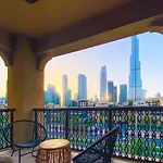 Live The Burj Lifestyle In Timeless Oldtown By Sbh