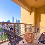 Live The Burj Lifestyle In Timeless Oldtown By Sbh