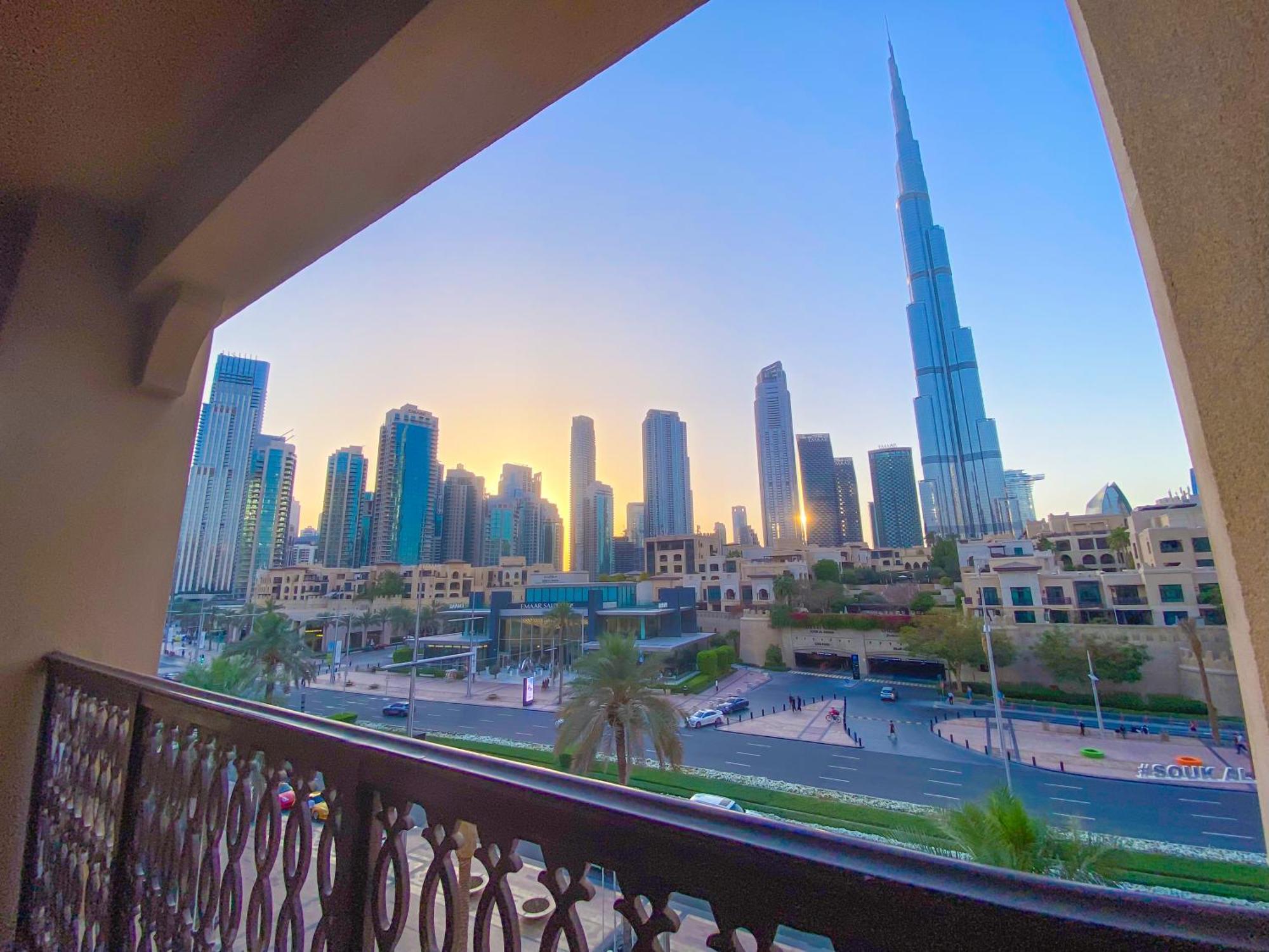 Live The Burj Lifestyle In Timeless Oldtown By Sbh Dubai