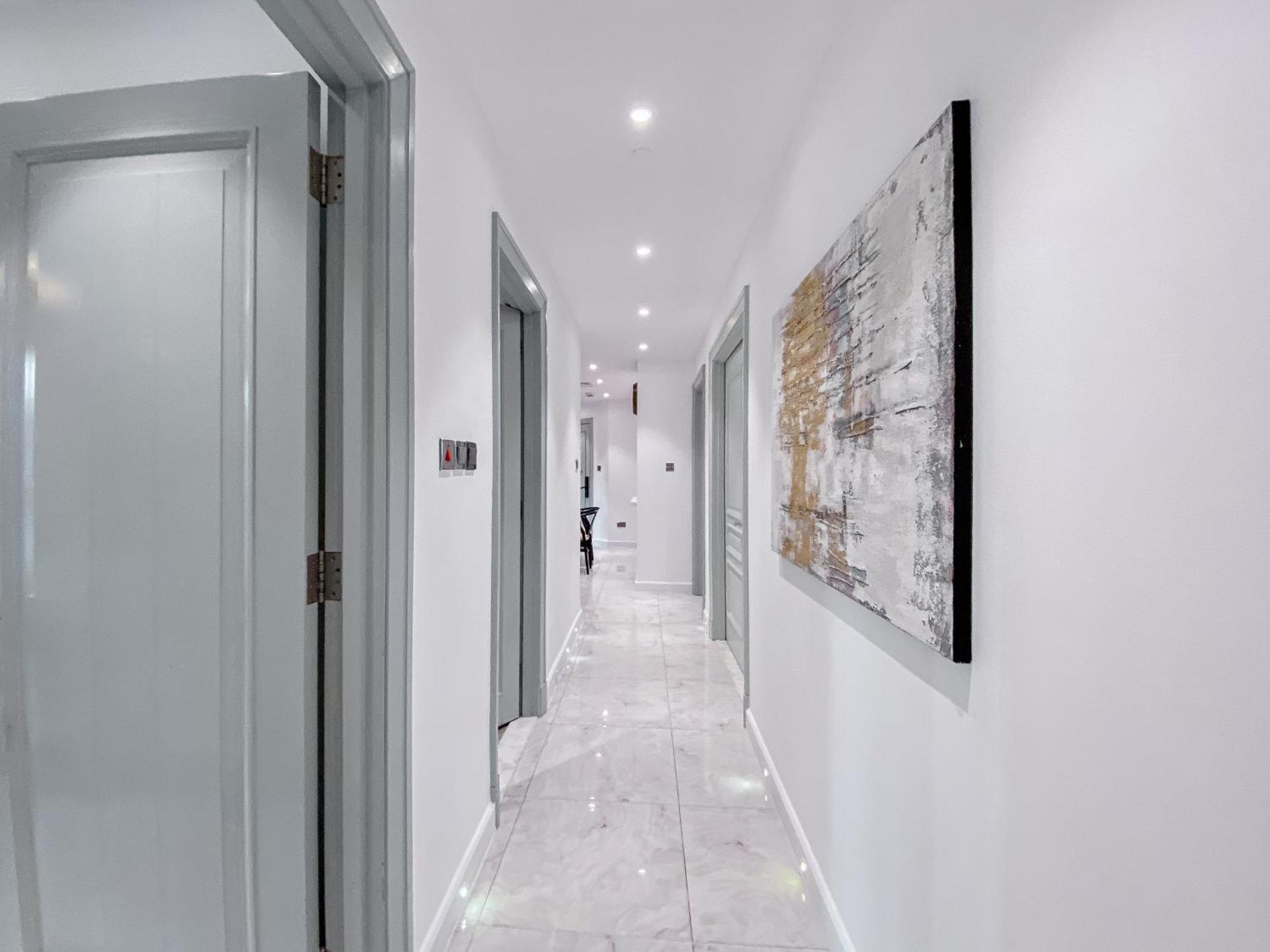 Apartment Live The Burj Lifestyle In Timeless Oldtown By Sbh