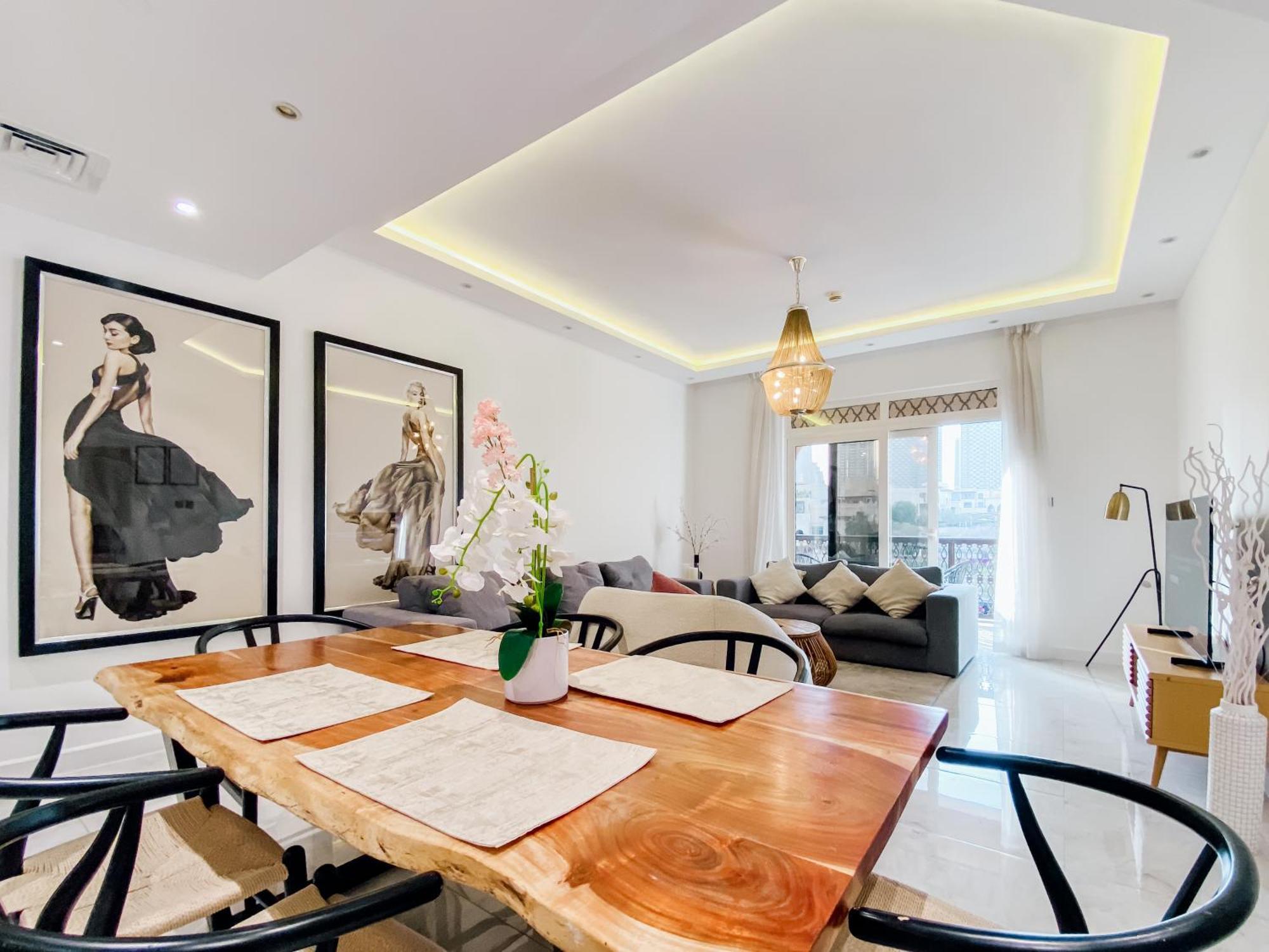 Live The Burj Lifestyle In Timeless Oldtown By Sbh *