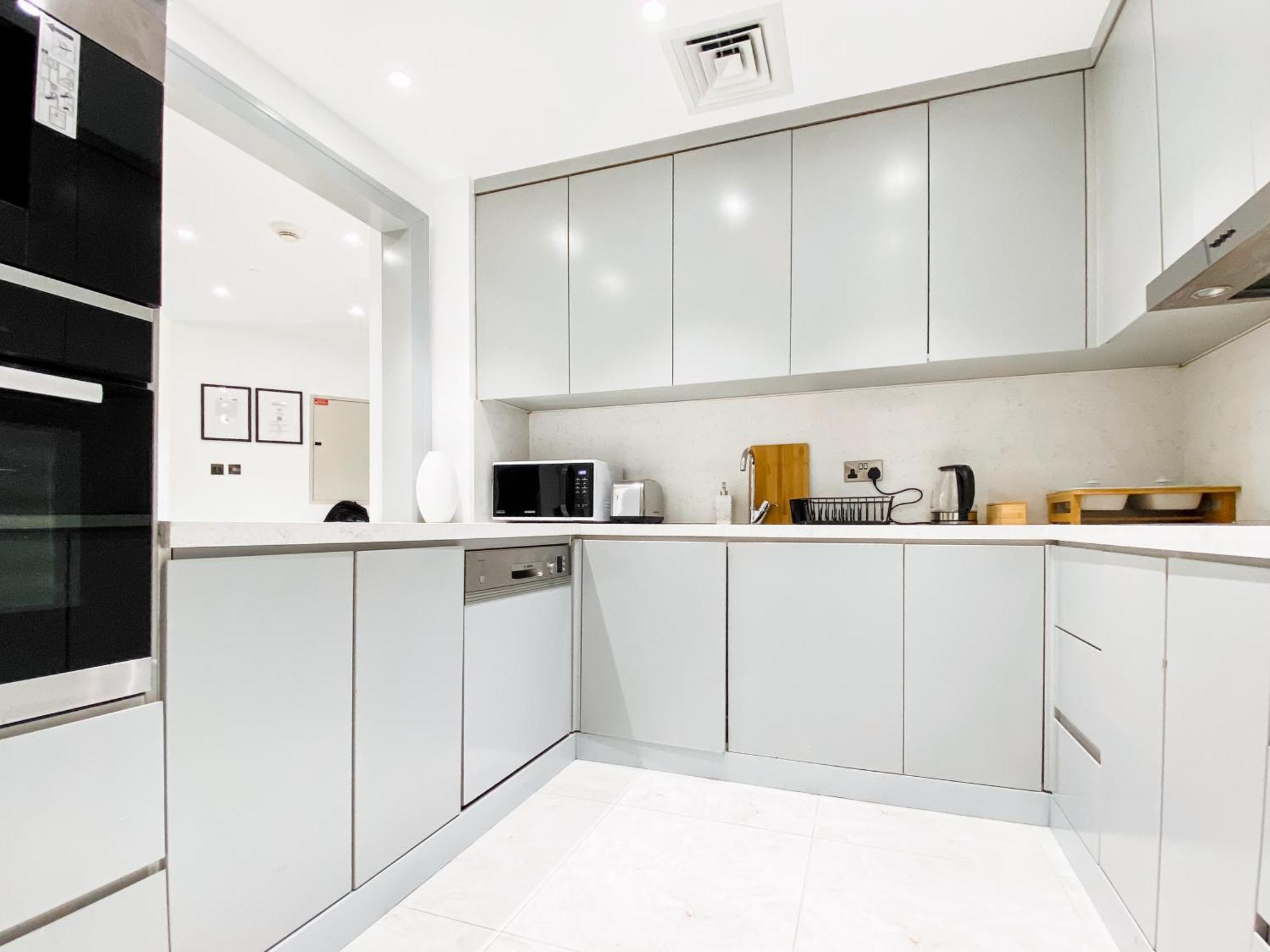 Live The Burj Lifestyle In Timeless Oldtown By Sbh Apartment *