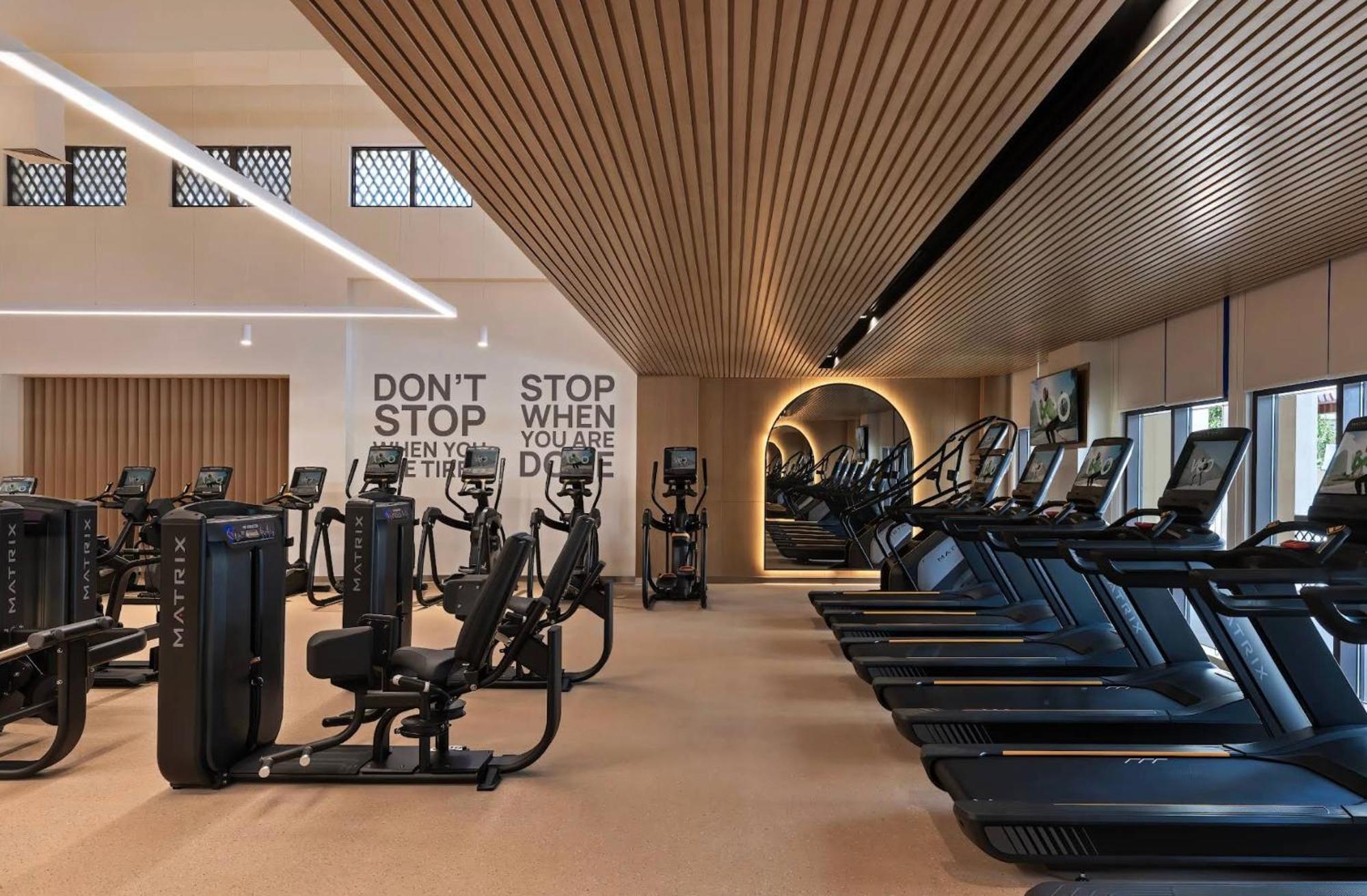 Live The Burj Lifestyle In Timeless Oldtown By Sbh