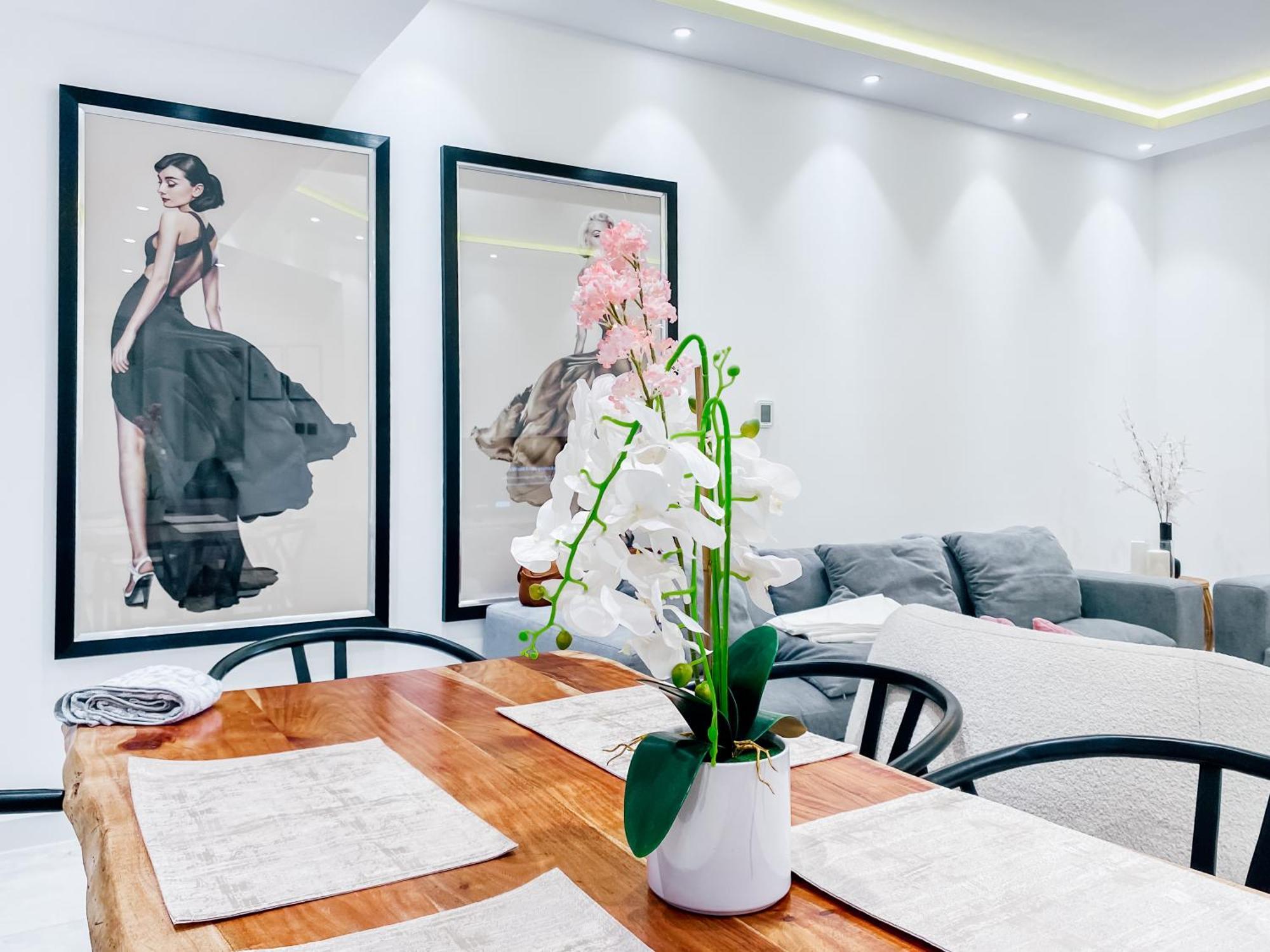 Live The Burj Lifestyle In Timeless Oldtown By Sbh Apartment *